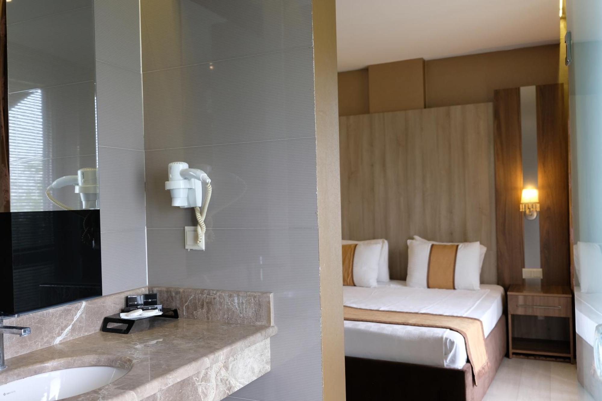 Royal Capital Hotel בורסה מראה חיצוני תמונה